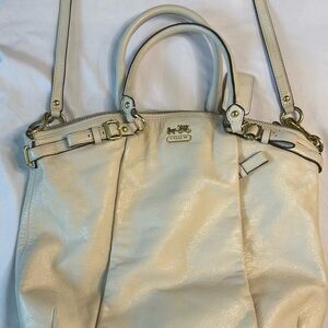 Coach H1260-18641 Madison Leather Lindsey Parchment Satchel Crossbody